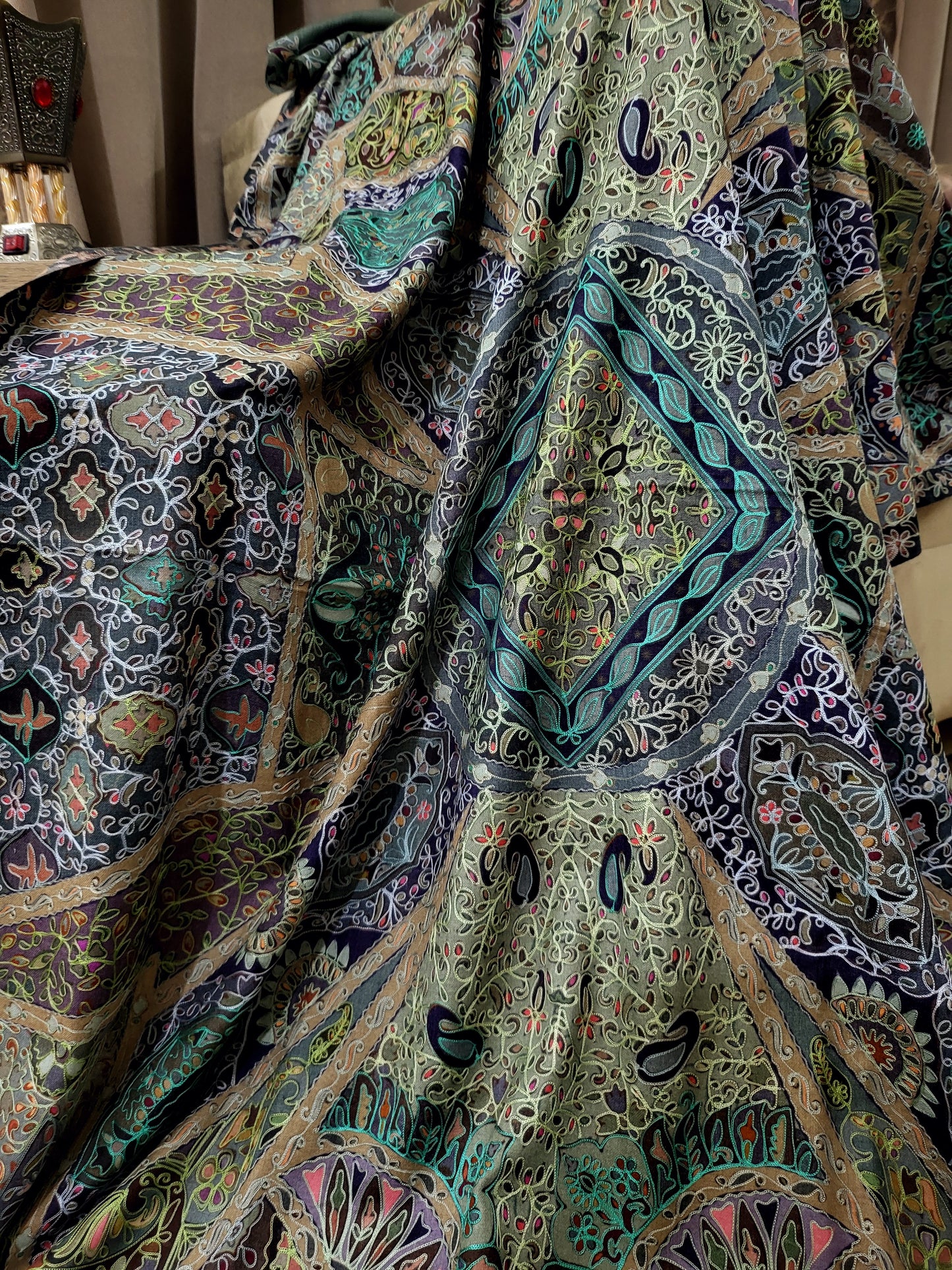 Reelkaar kalamkari: Embroidered shawl