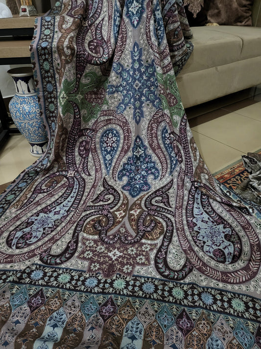 Reelkaar kalamkari: Embroidered shawl