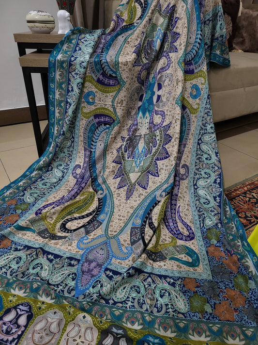 A Reelkaar kalamkari : Embroidered shawl
