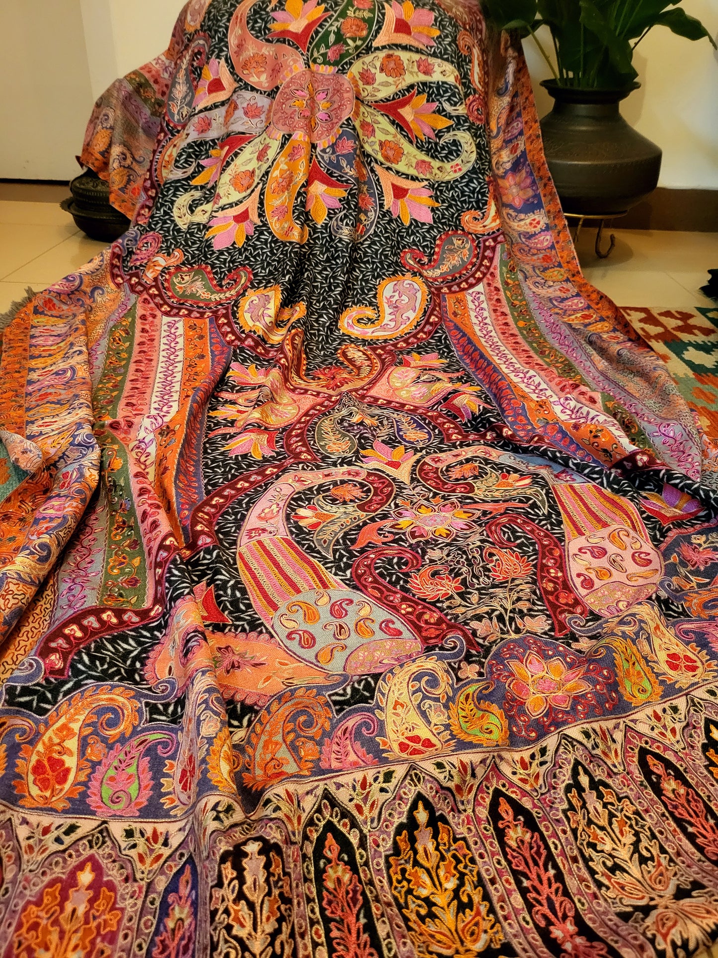 Pashtoosh  kalamkari  : Embroidered shawl