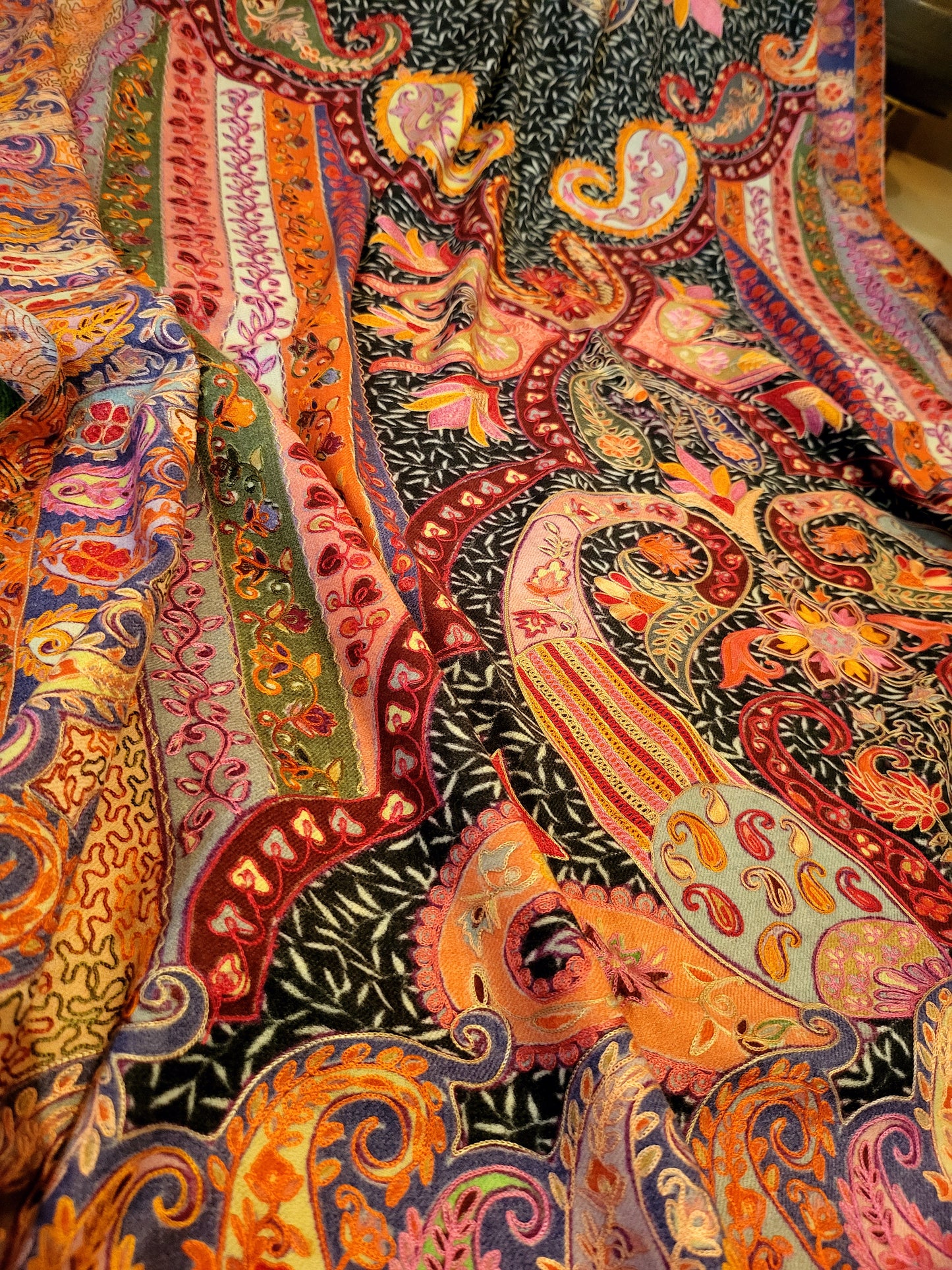 Pashtoosh  kalamkari  : Embroidered shawl