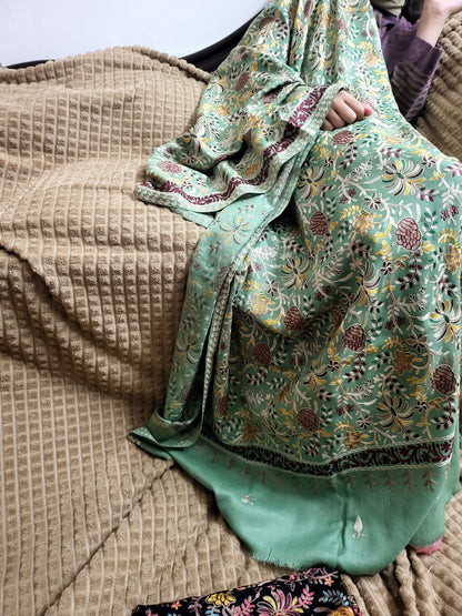 Paper machie : Embroidered shawl