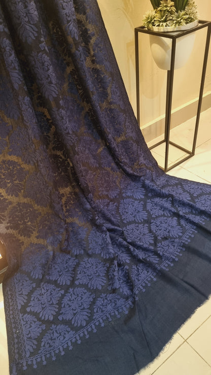 Embroidered shawl: pashmina