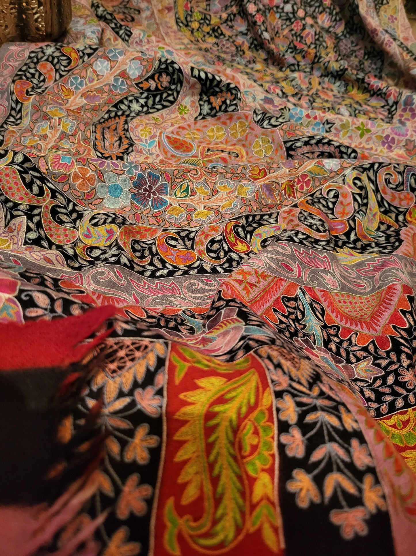 Luxury edit : Hand Embroidered kalamkari