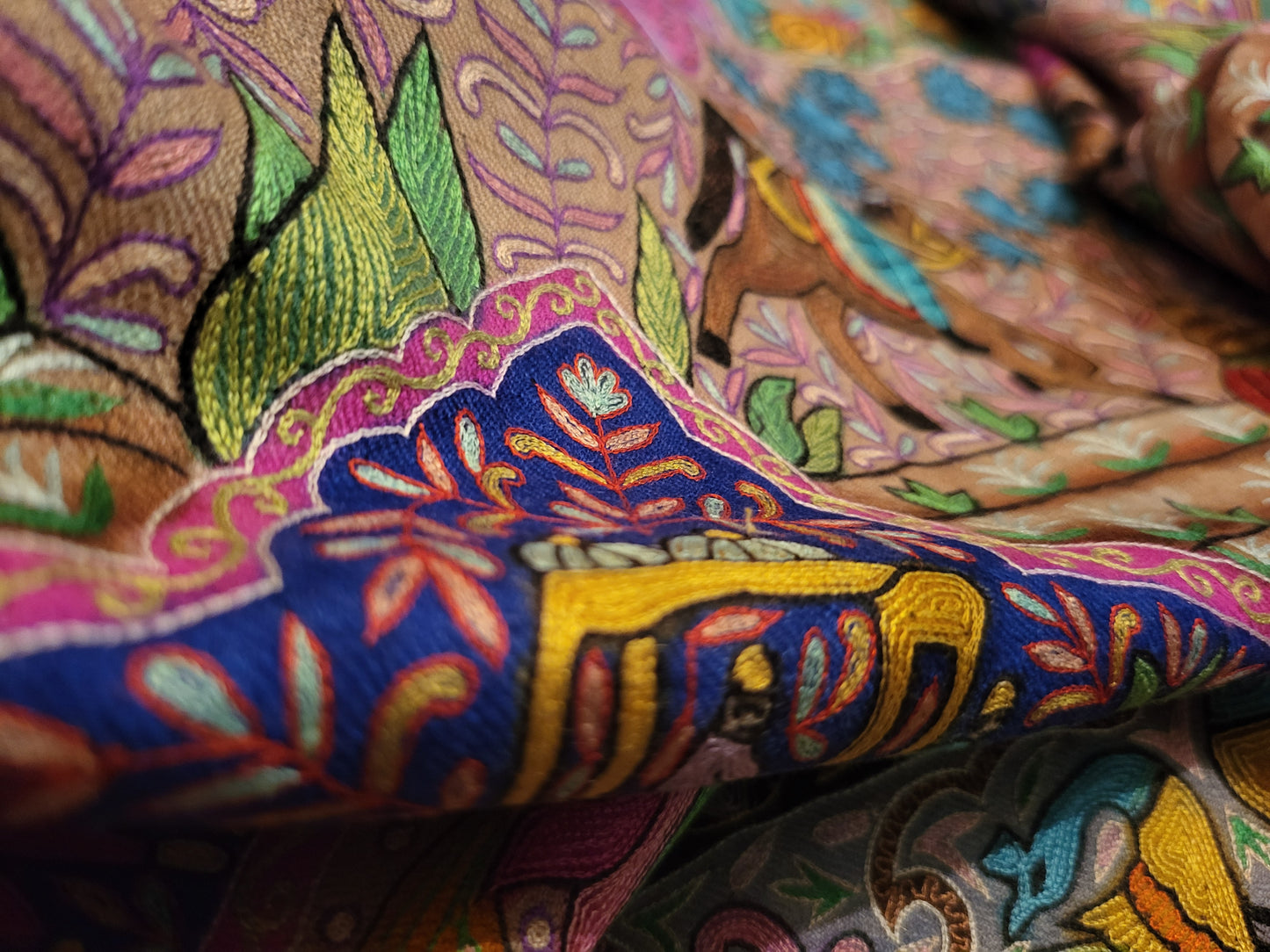 Shikargah kalamkari : Hand embroidered