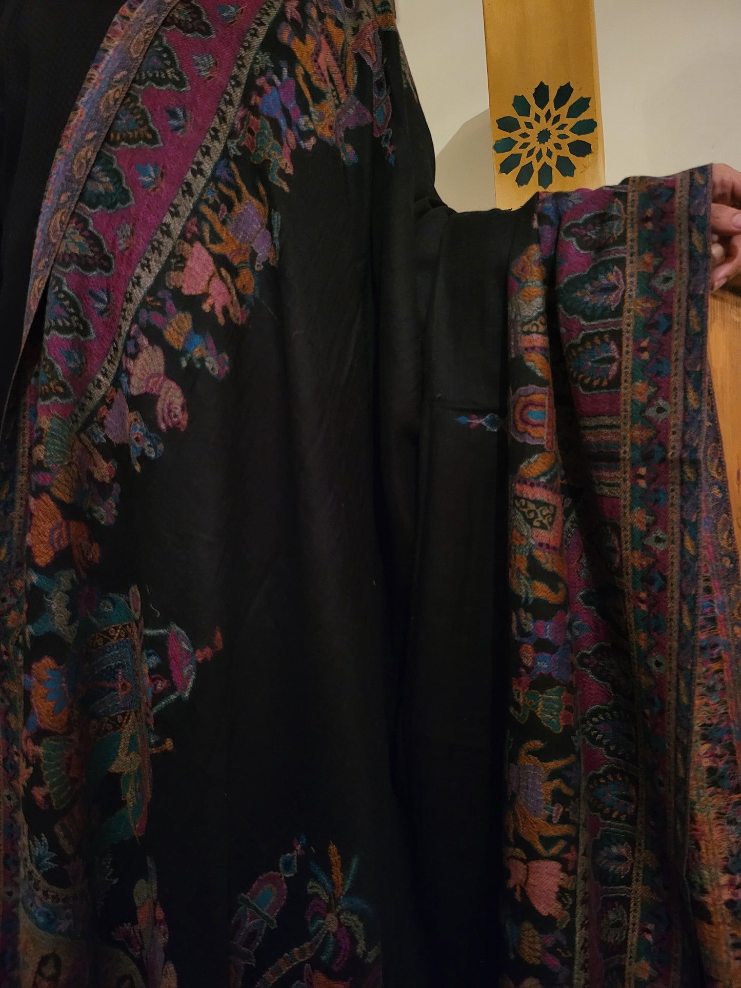 A Darbari shahjahan kaani: toosh