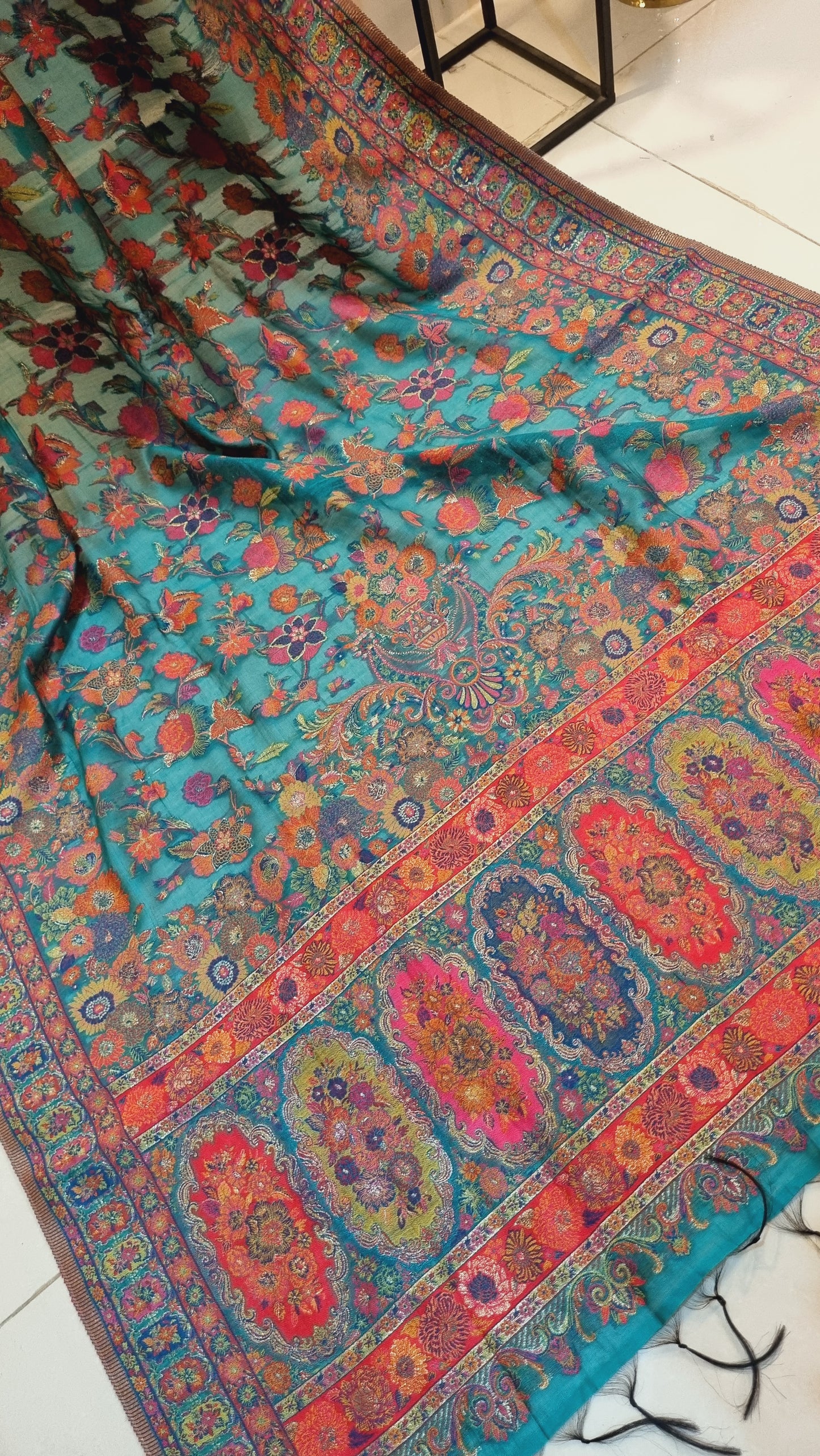 Kaani shawl: silk