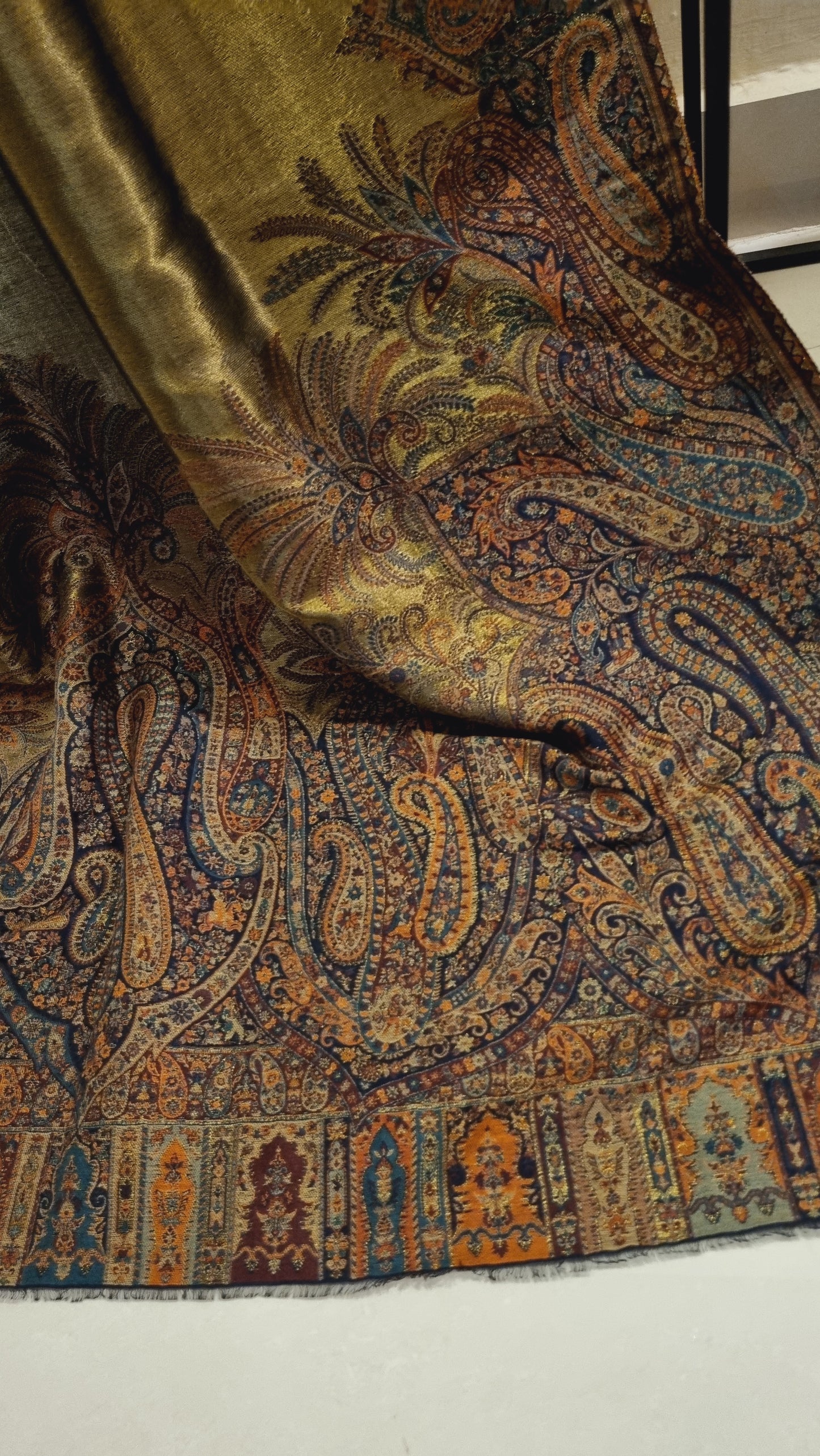 Kaani shawl: Moonlight