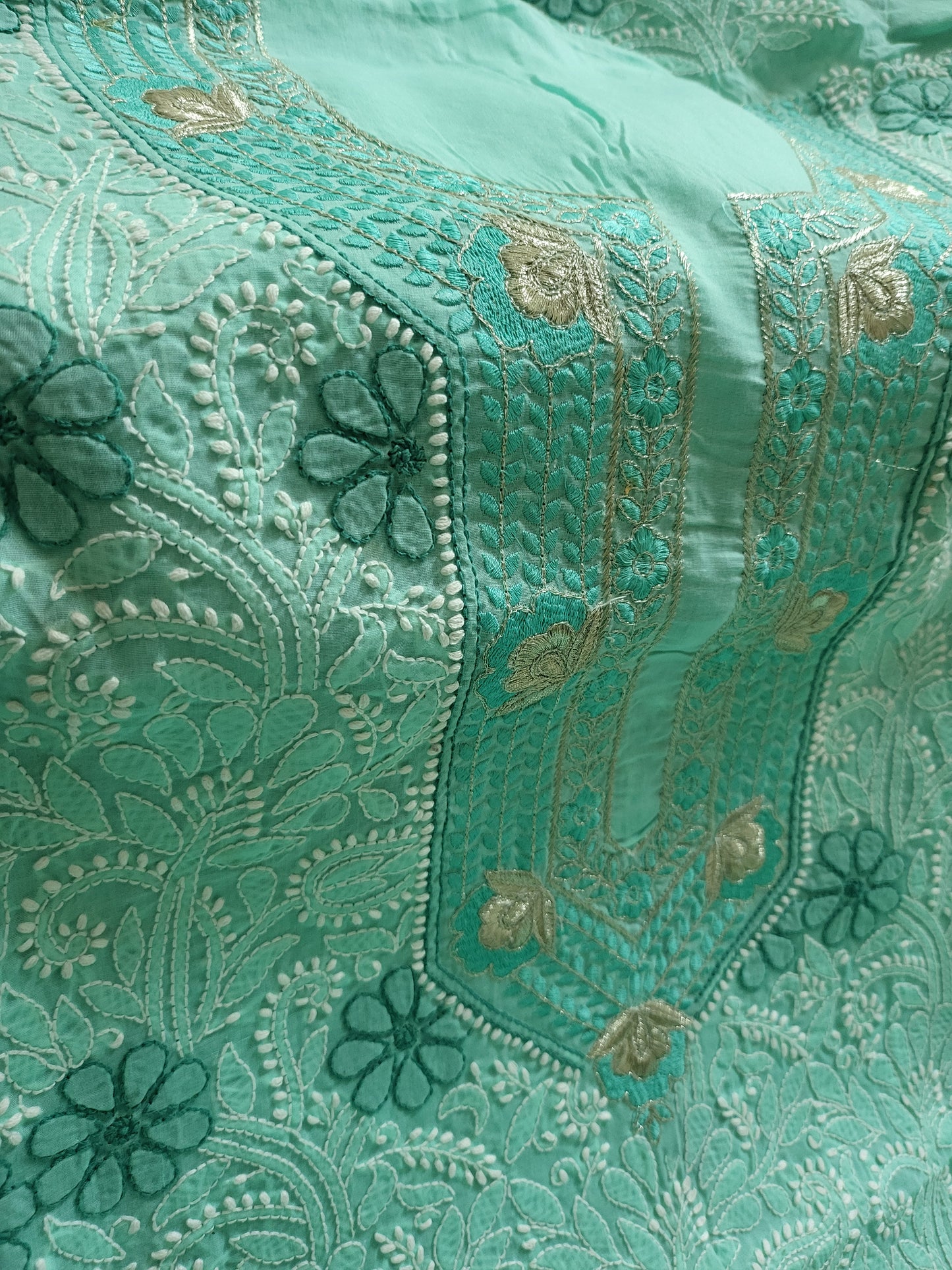 Chikankari shirt : lawn