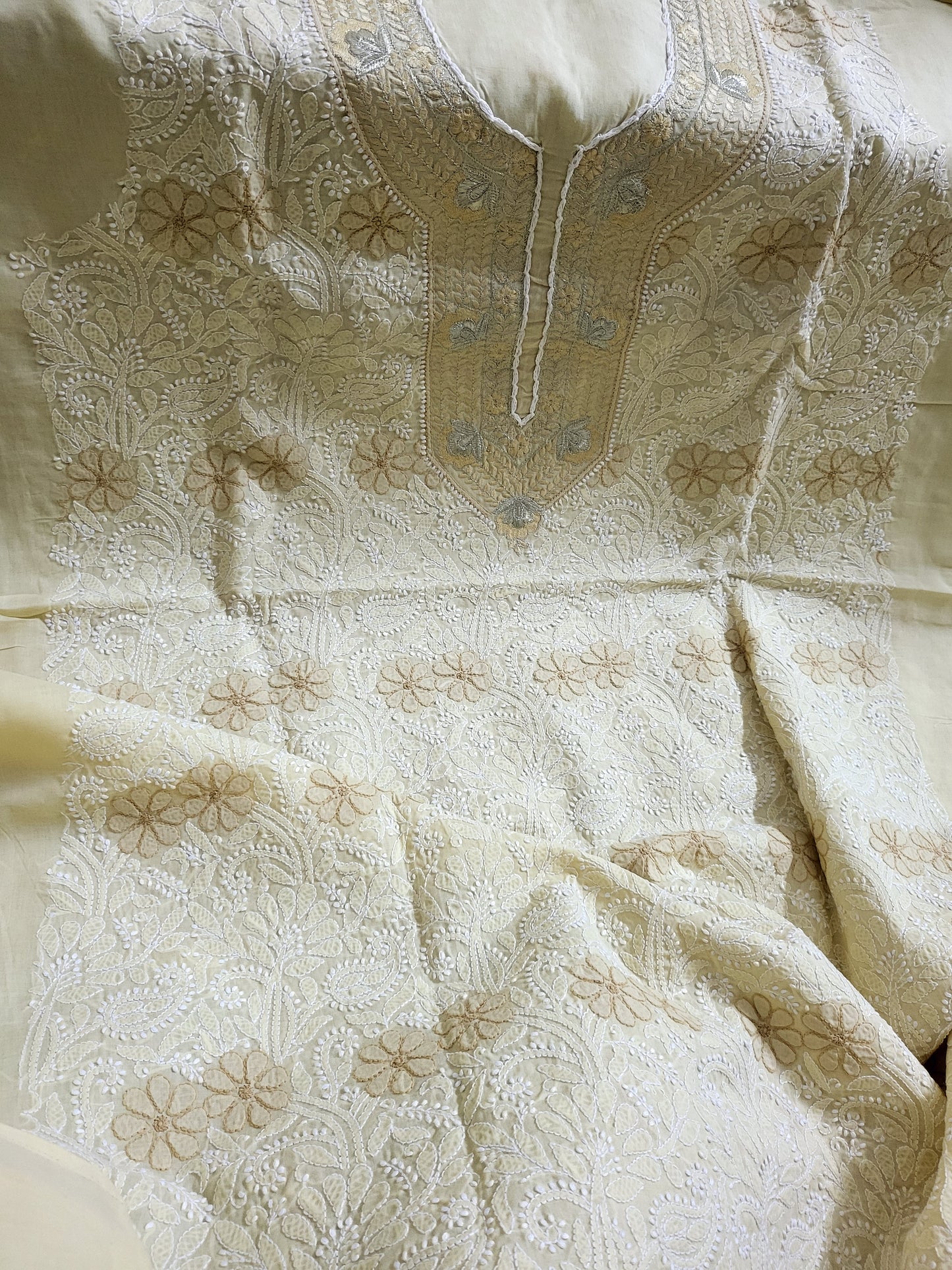 Chikankari shirt : lawn