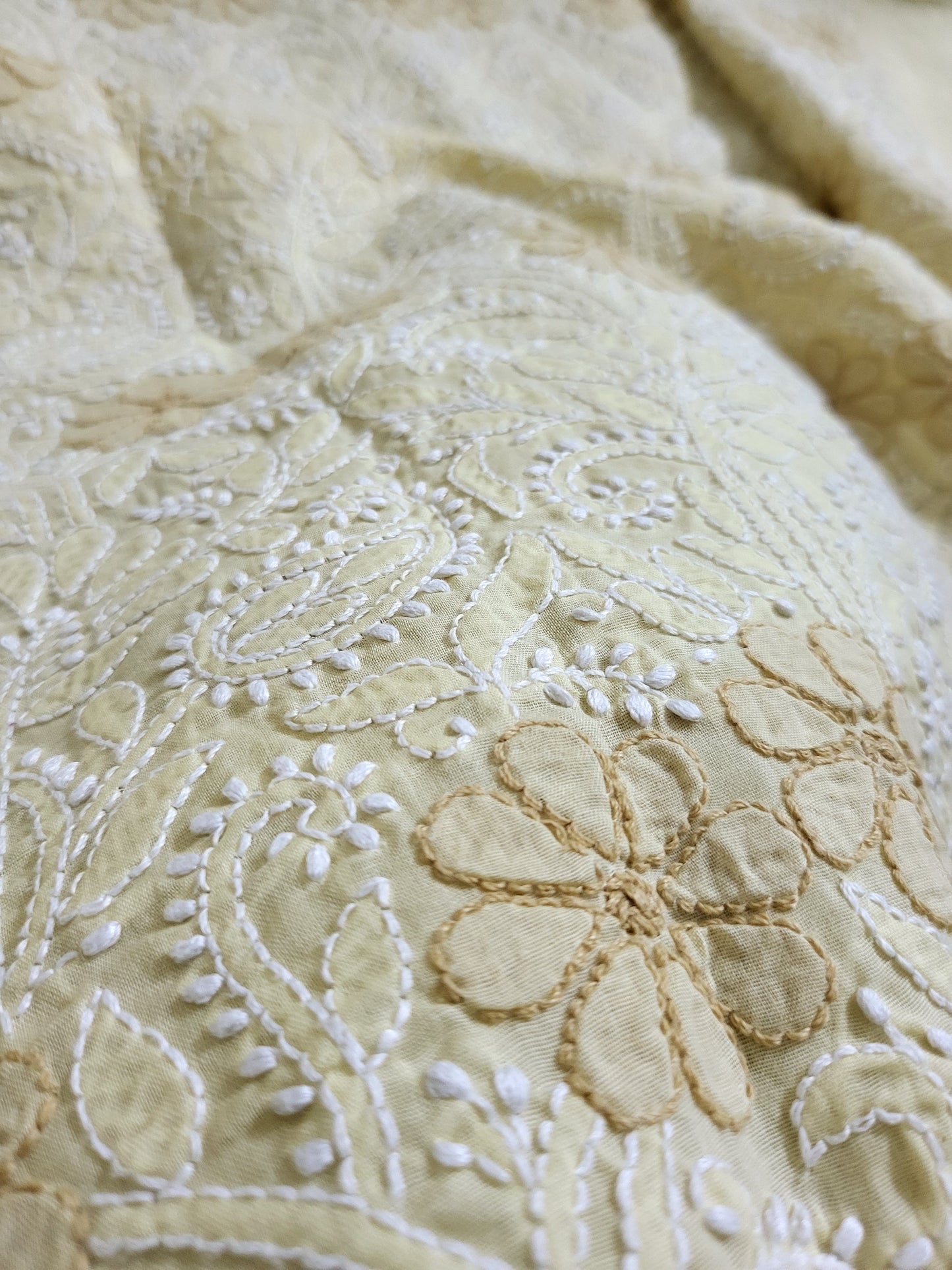 Chikankari shirt : lawn