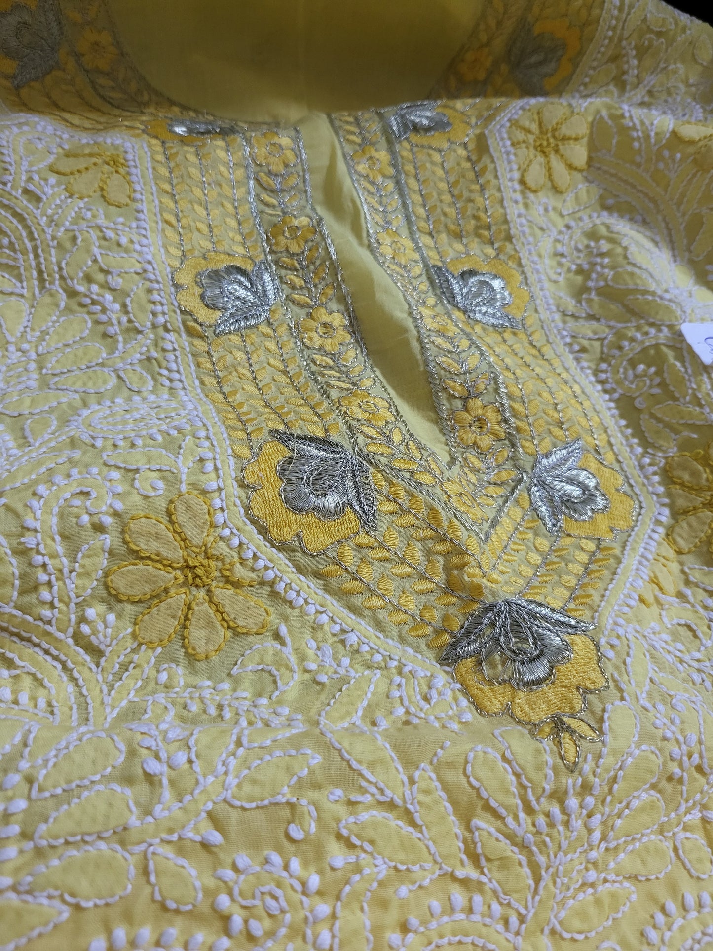 Chikankari shirt : lawn