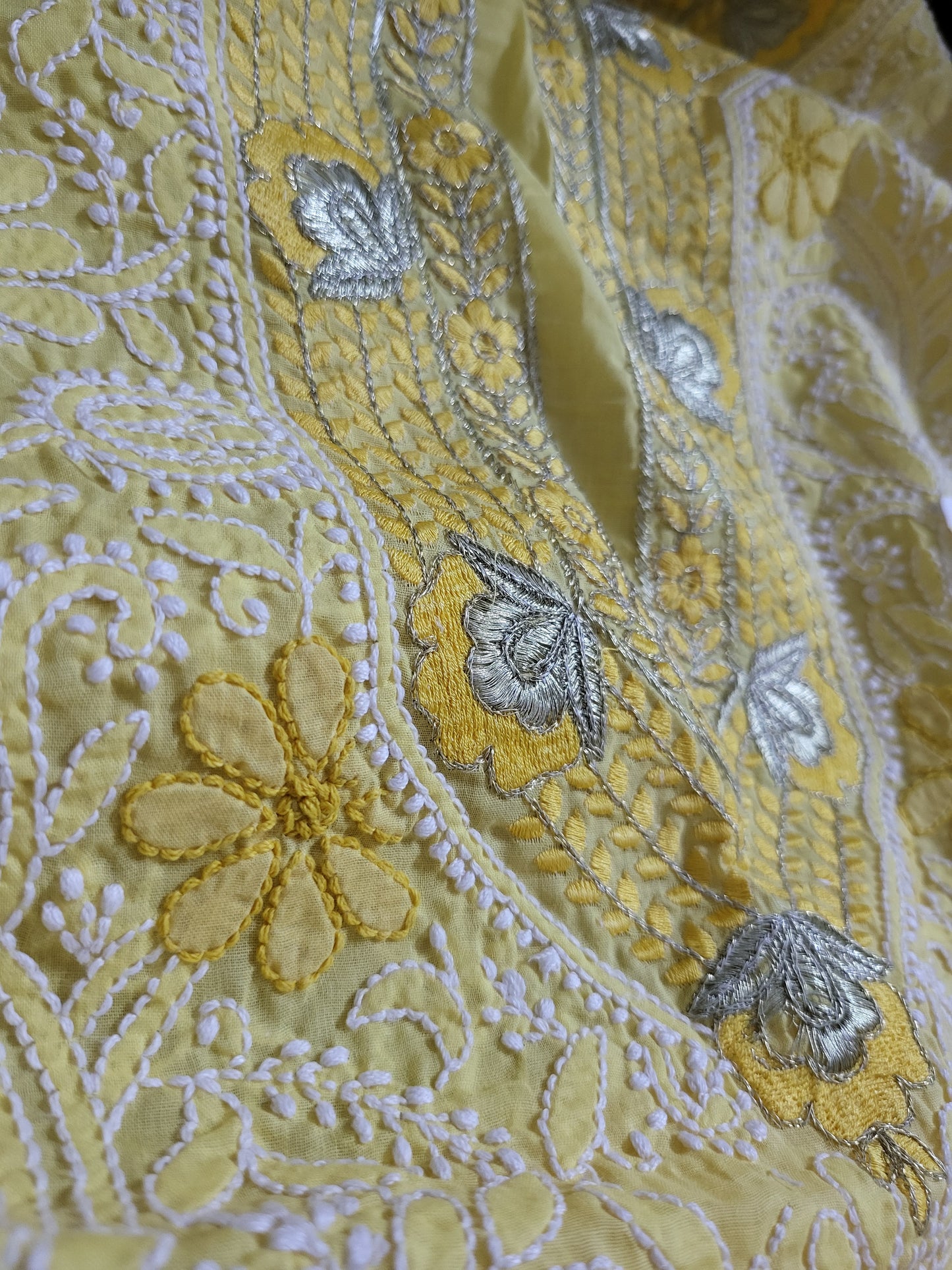 Chikankari shirt : lawn