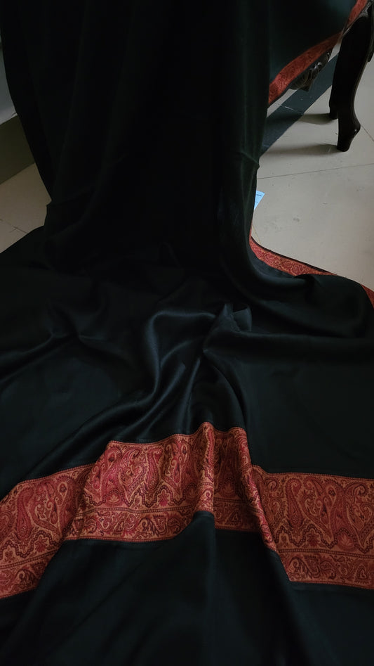 Kaani border shawl : woolen pashmina