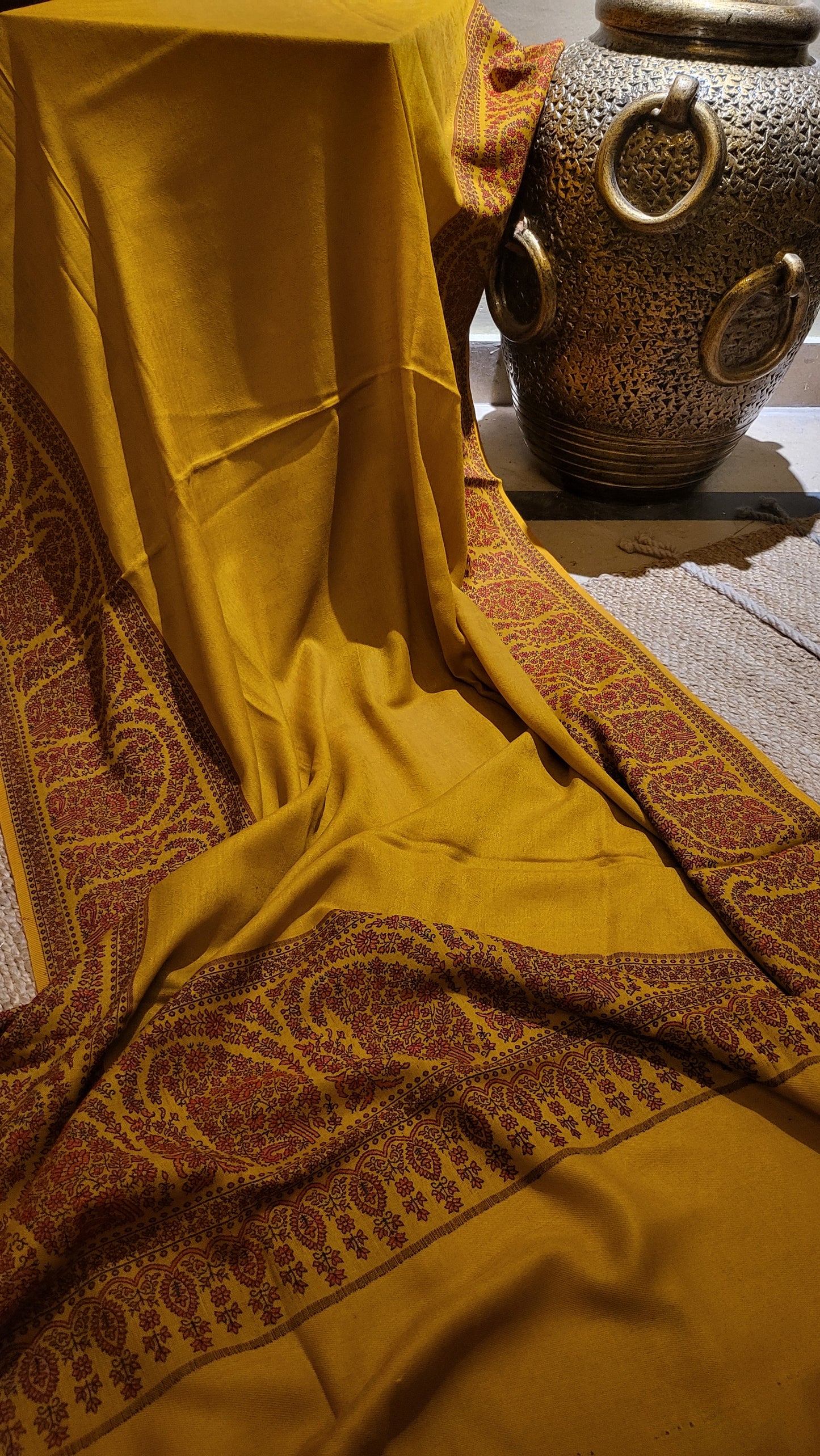 Woolen kaani : pashmina