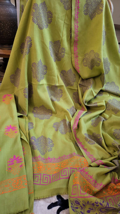 Pashmina suit : Block printed