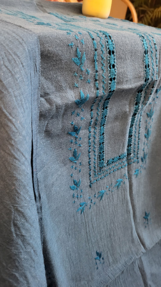 Khaddar suit : Hand embroidered