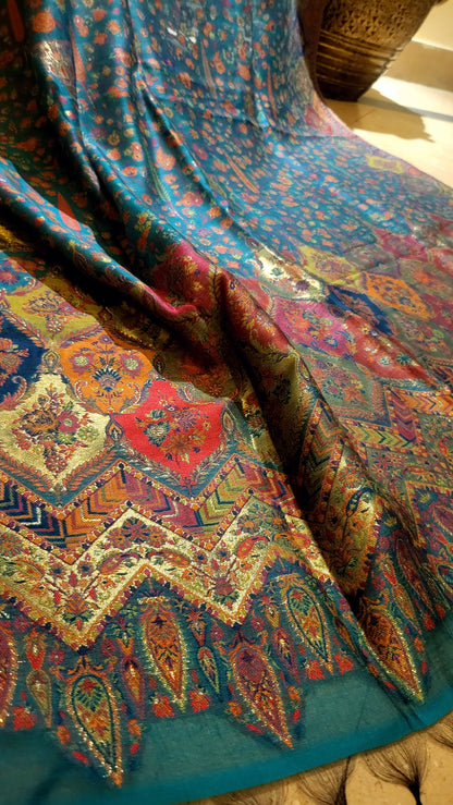 Silk kaani : shawl
