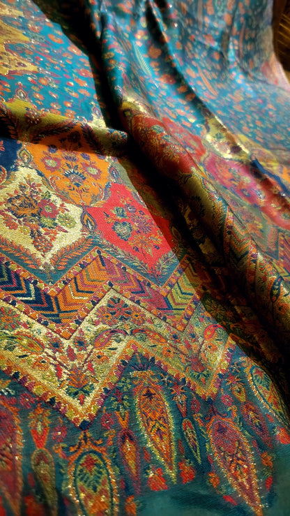 Silk kaani : shawl