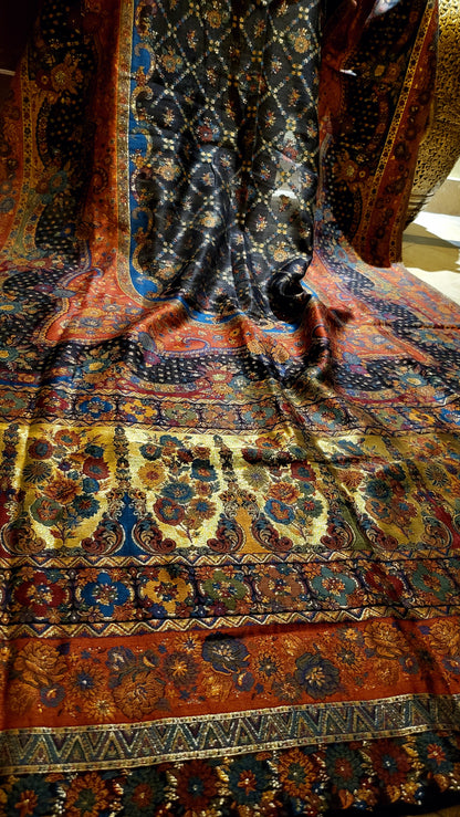 Silk kaani : shawl