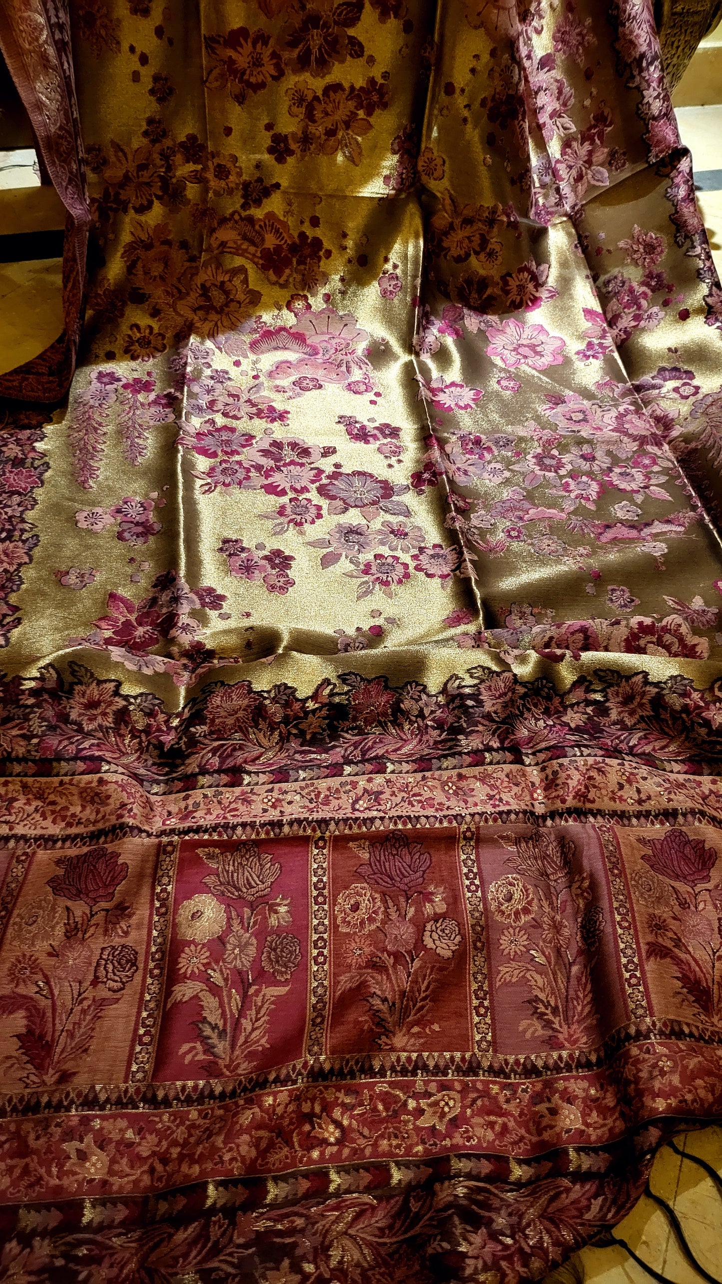 Floral plum : Moonlight kaani