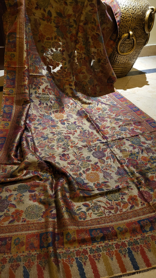 Floral beige : Moonlight kaani