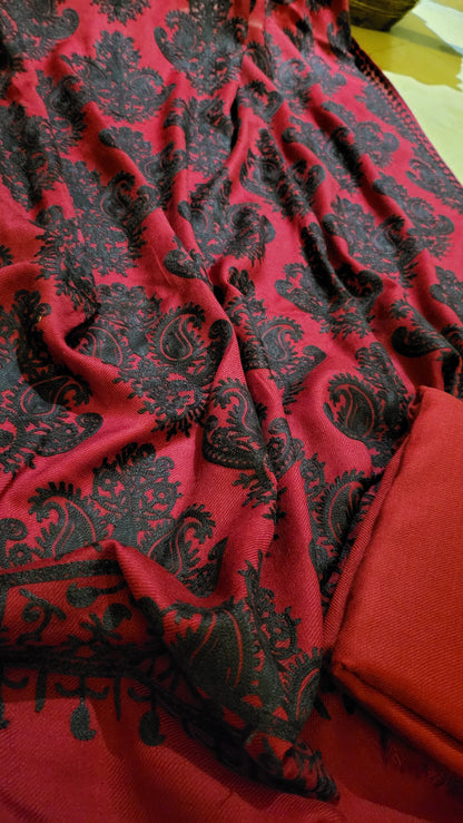 Red beauty: Embroidered shawl