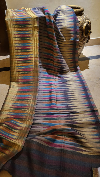 Ikkat : pashmina shawl