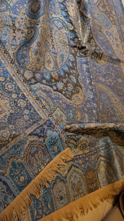 Blue paisly : Reversible kaani shawl