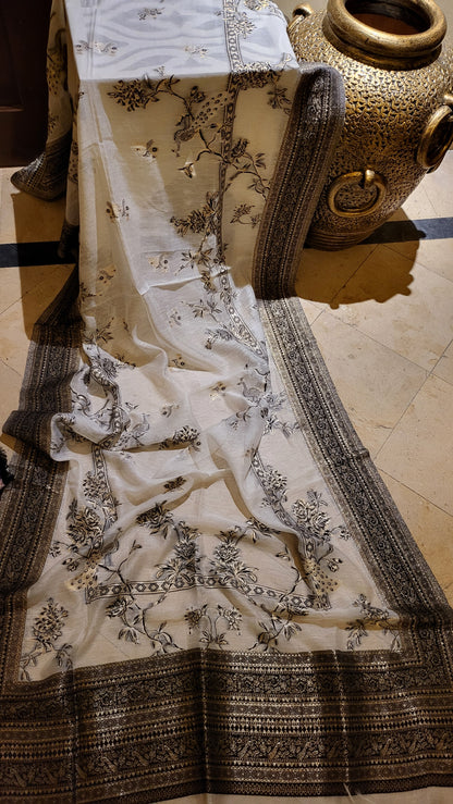 Peacock Silk kaani : shawl