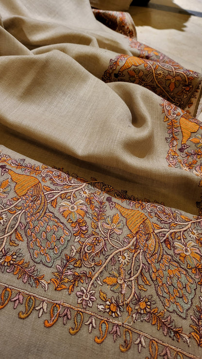 Peacock beauty : pashmina shawl