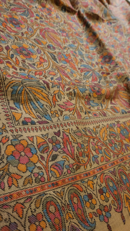 Neutral affair : pashmina kaani shawl