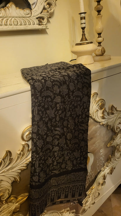 Reversible magic : kanni shawl