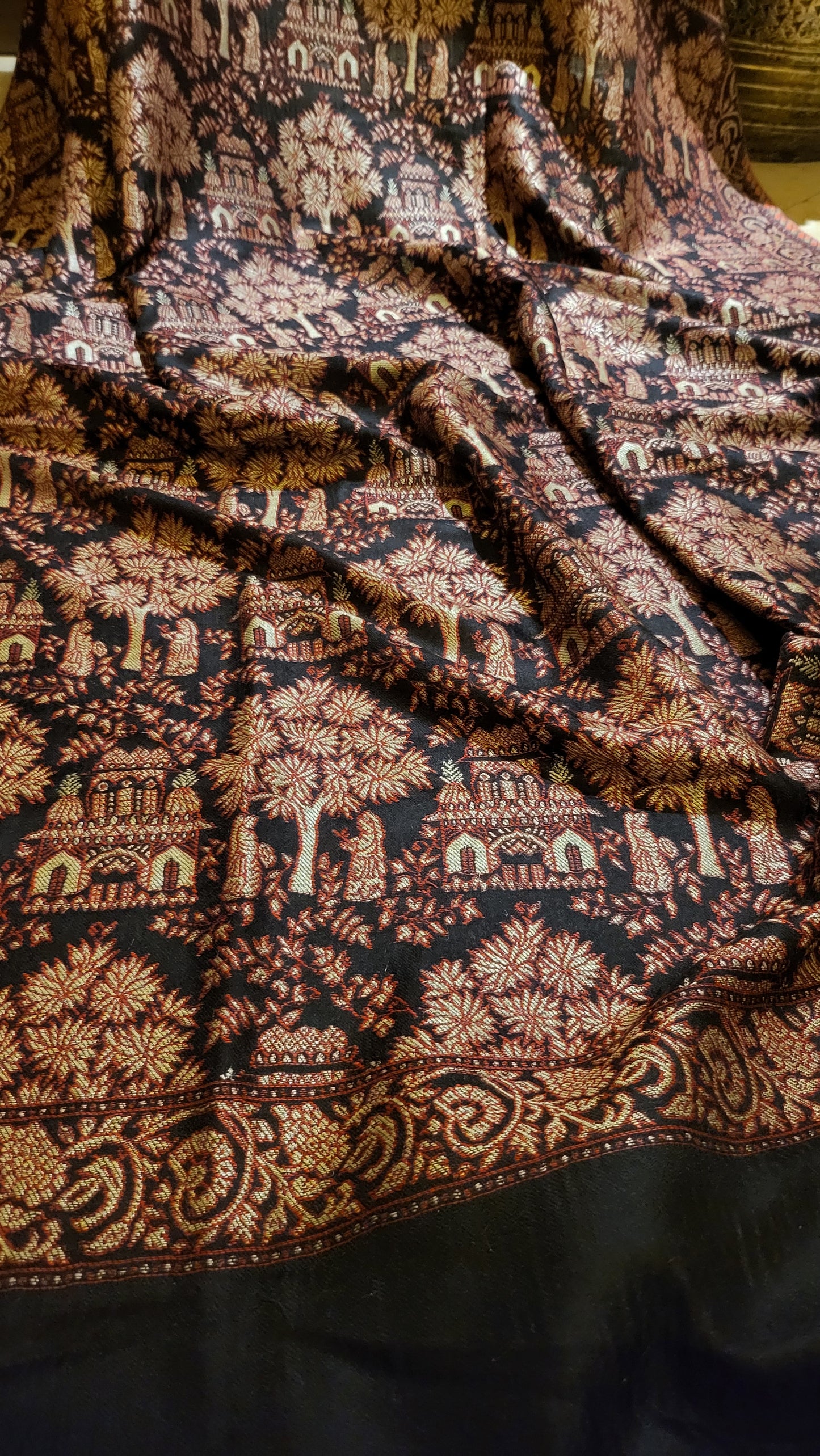 Paper kanni : pashmina shawl