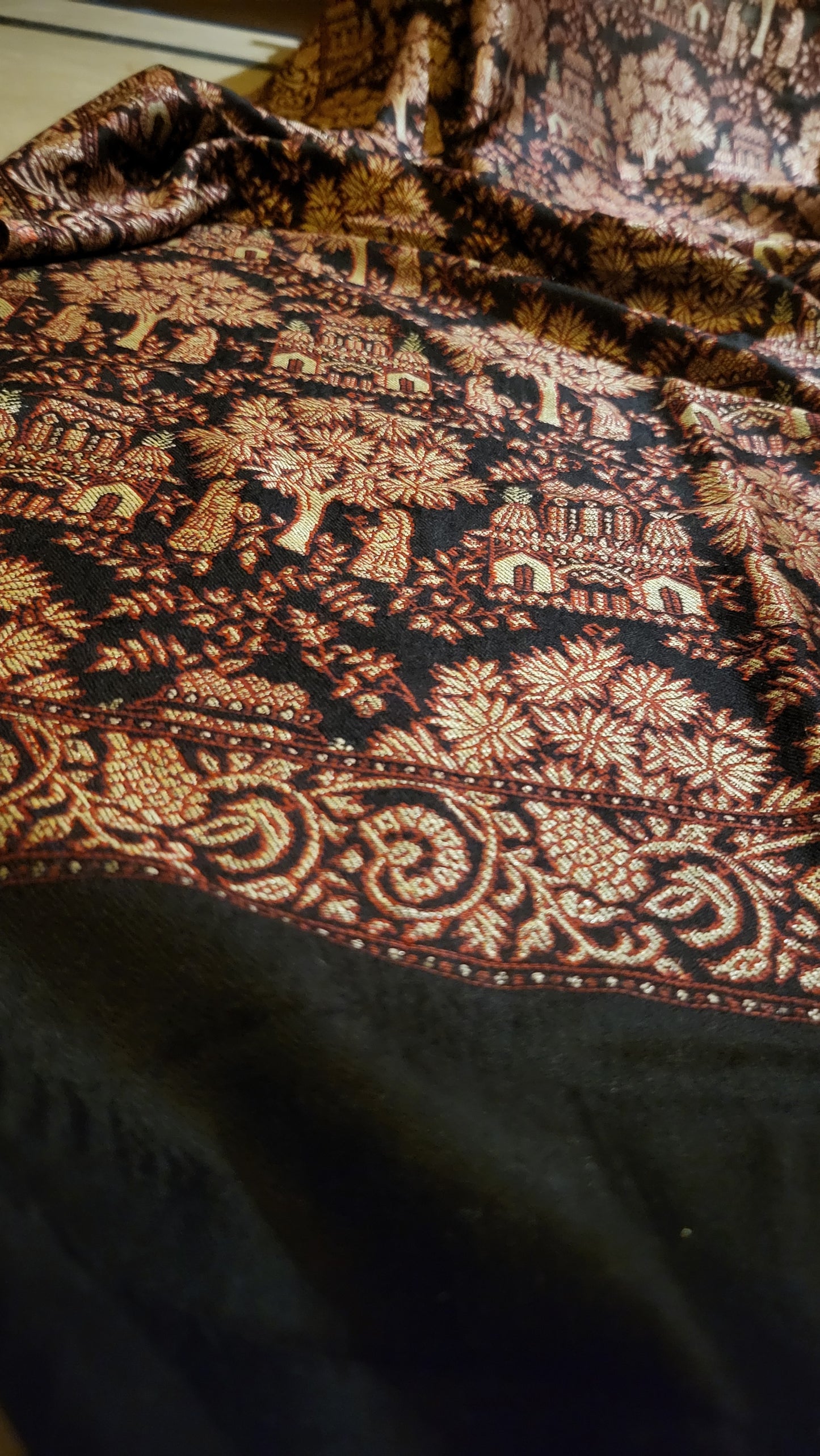 Paper kanni : pashmina shawl