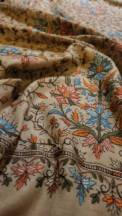 Jama shawl : Embroidered pashmina