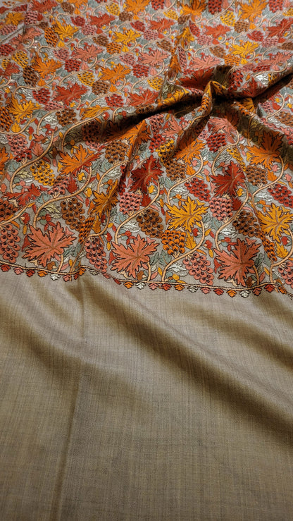Jama shawl : Embroidered pashmina