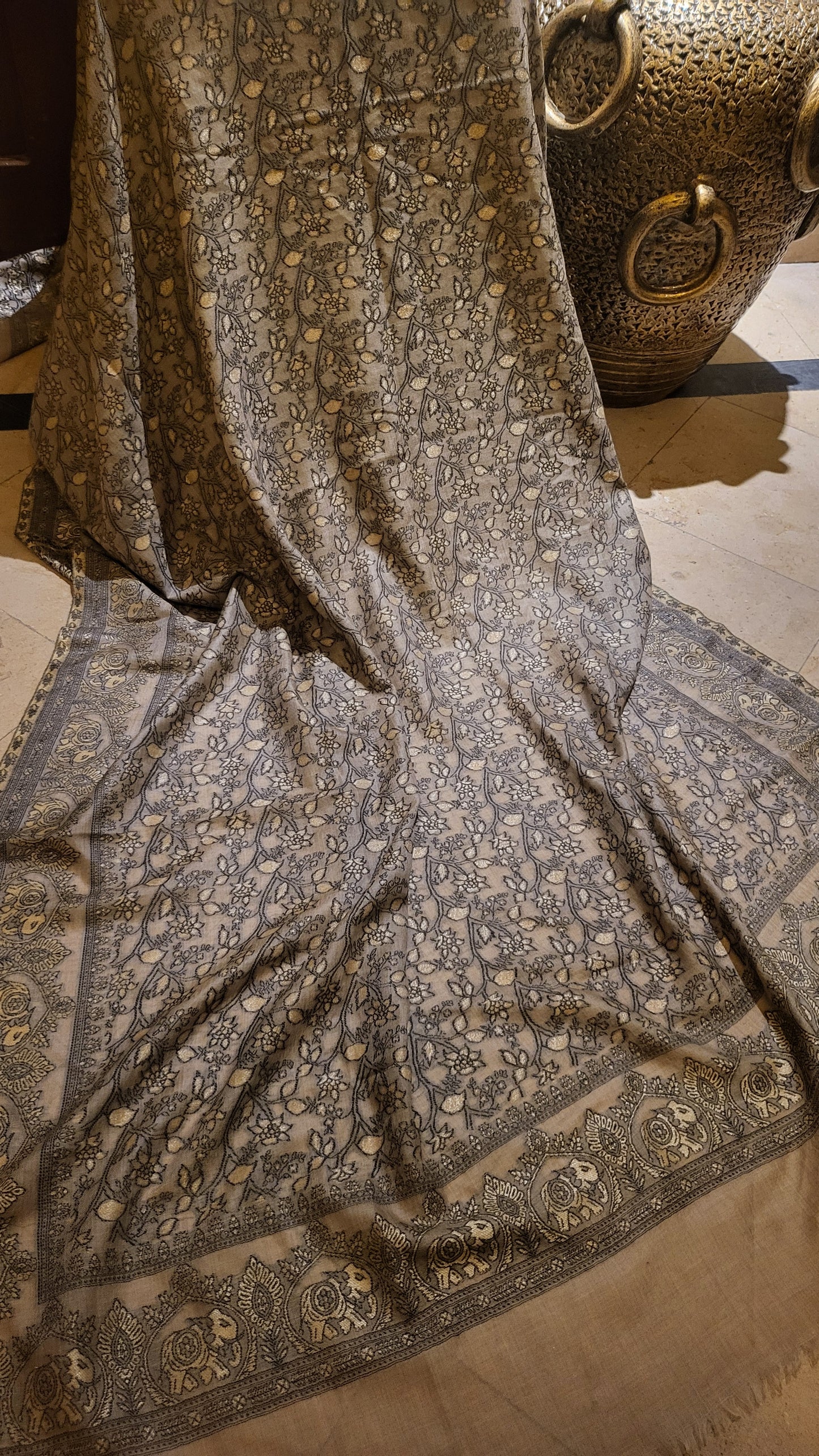 Paper kanni : pashmina shawl