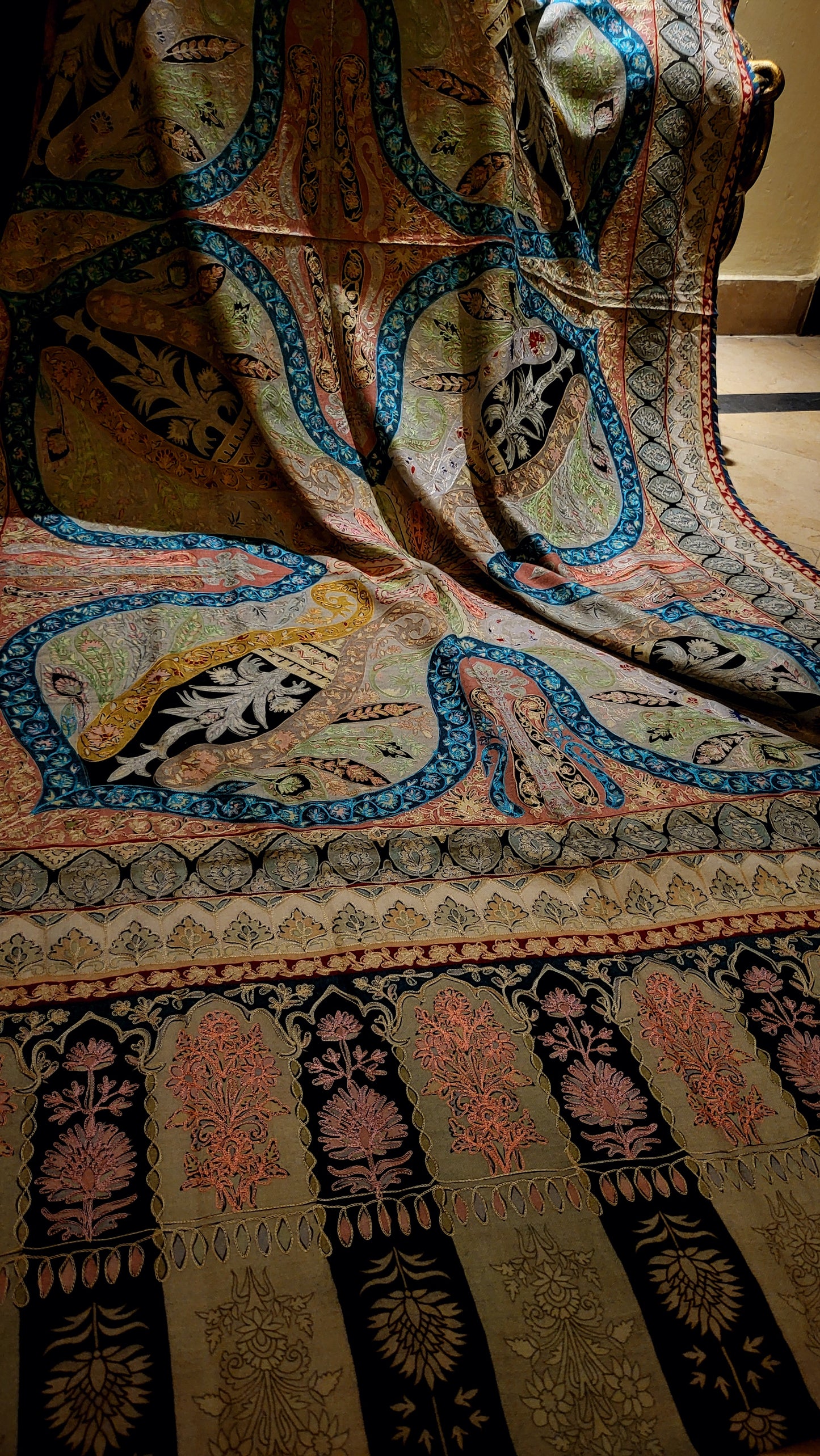 Reelkaar kalamkaar : shawl