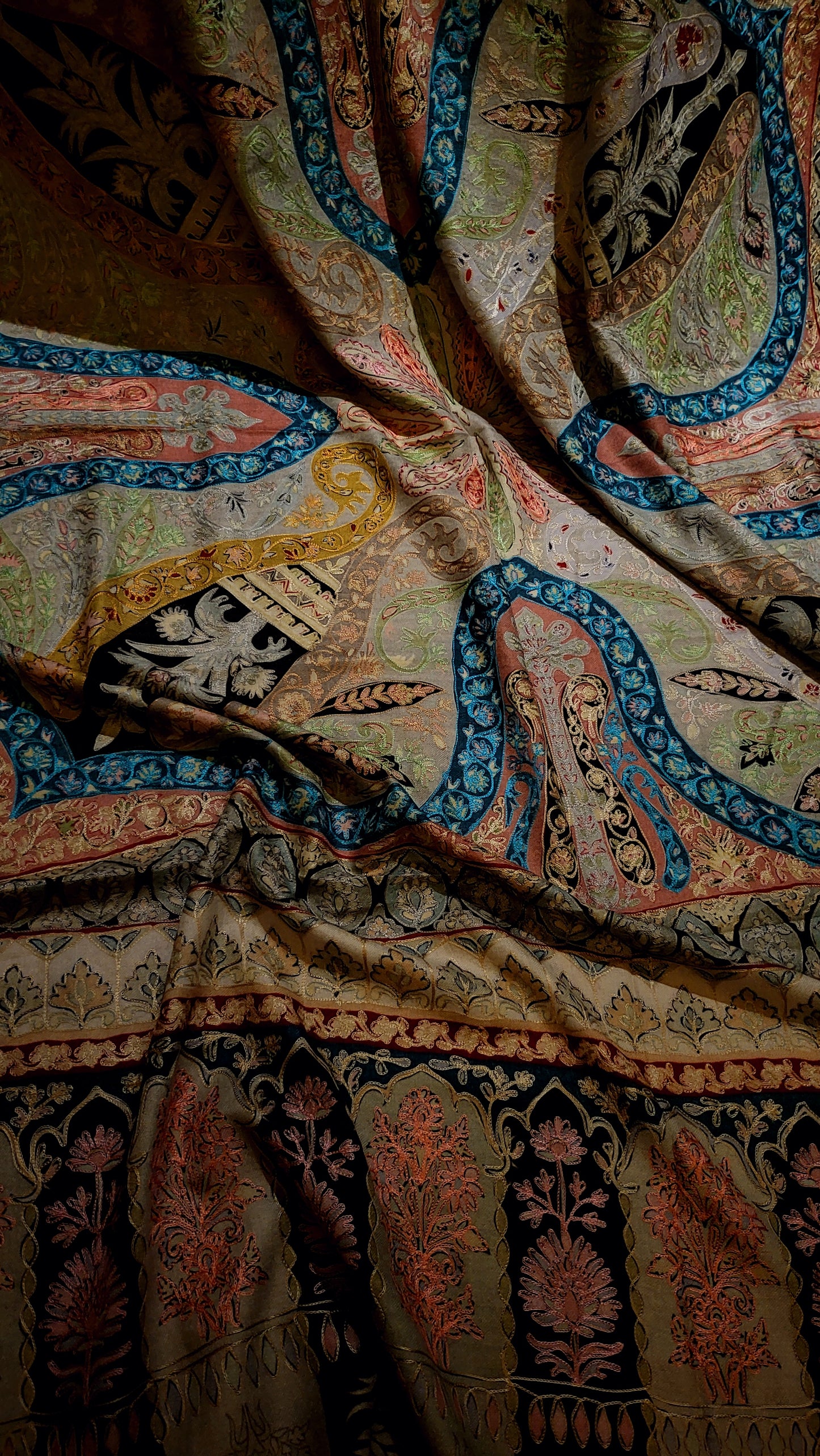 Reelkaar kalamkaar : shawl