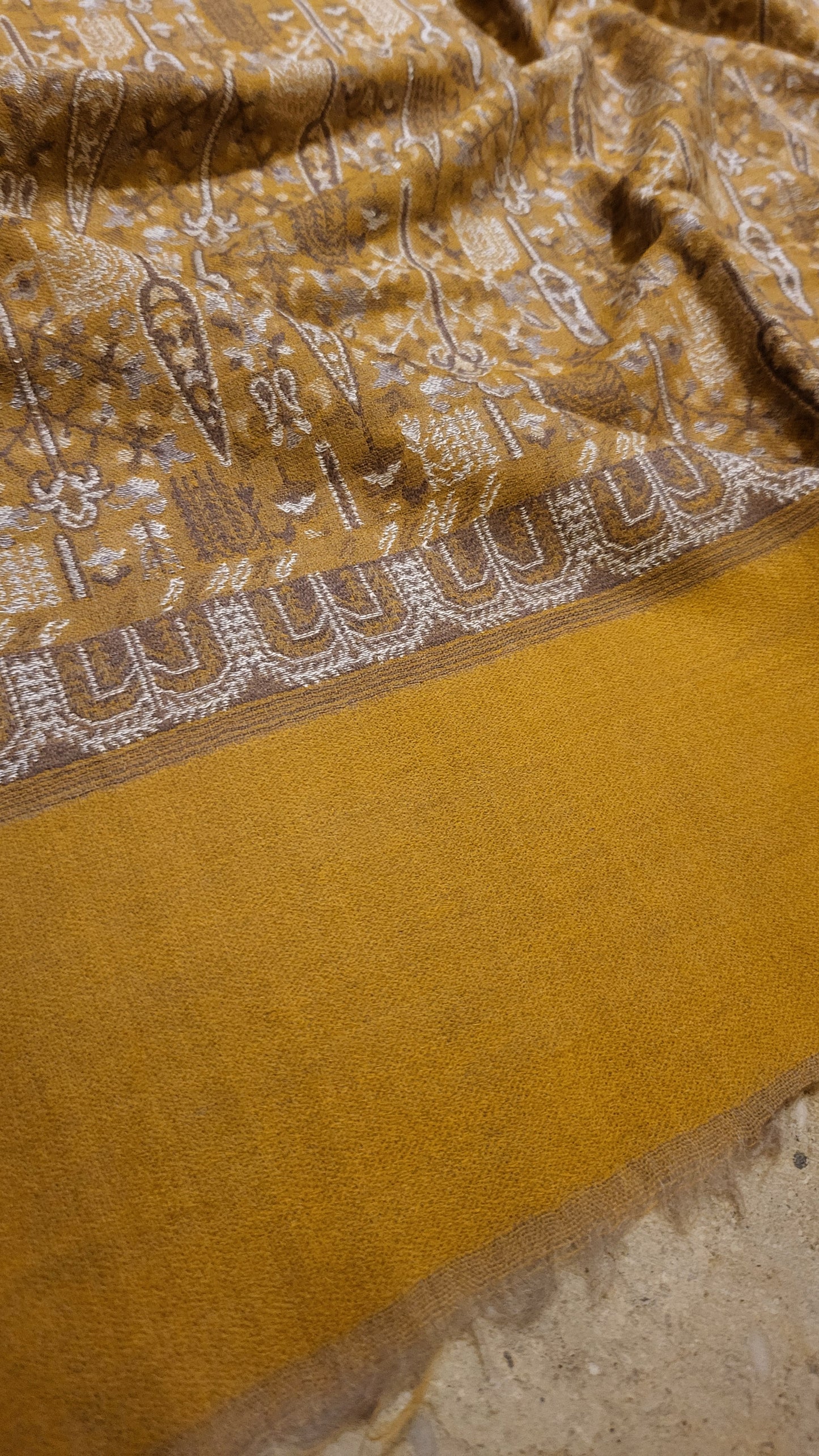 Mustard beauty : Toosh mini shawl