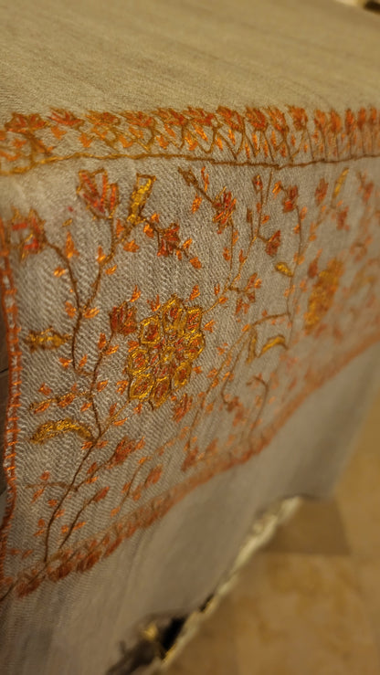 Neutral : Toosh mini shawl