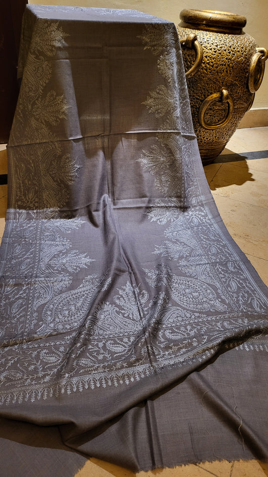 Toosh Mini shawl : Resham Embroidered