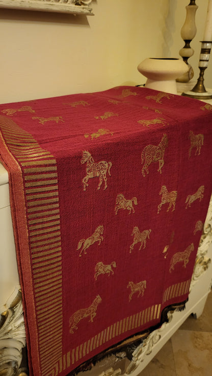 Horse in kanni : shawl
