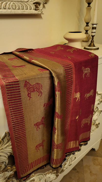 Horse in kanni : shawl