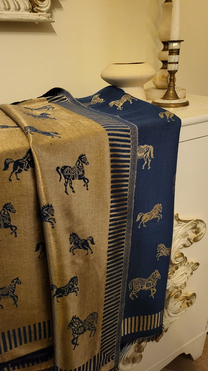 Horse in kanni : shawl
