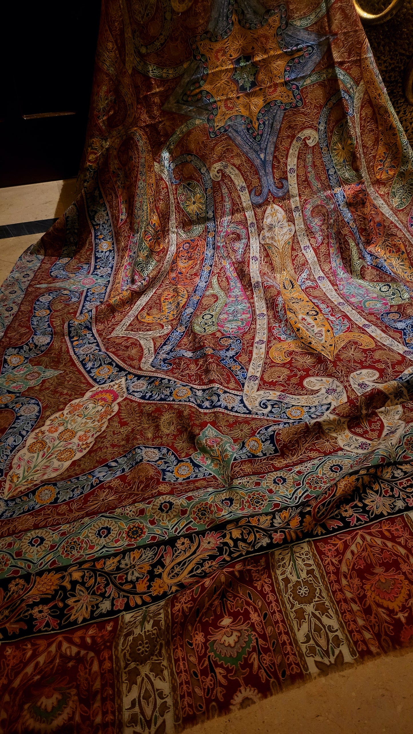 Shahjahani Reelkaar : shawl