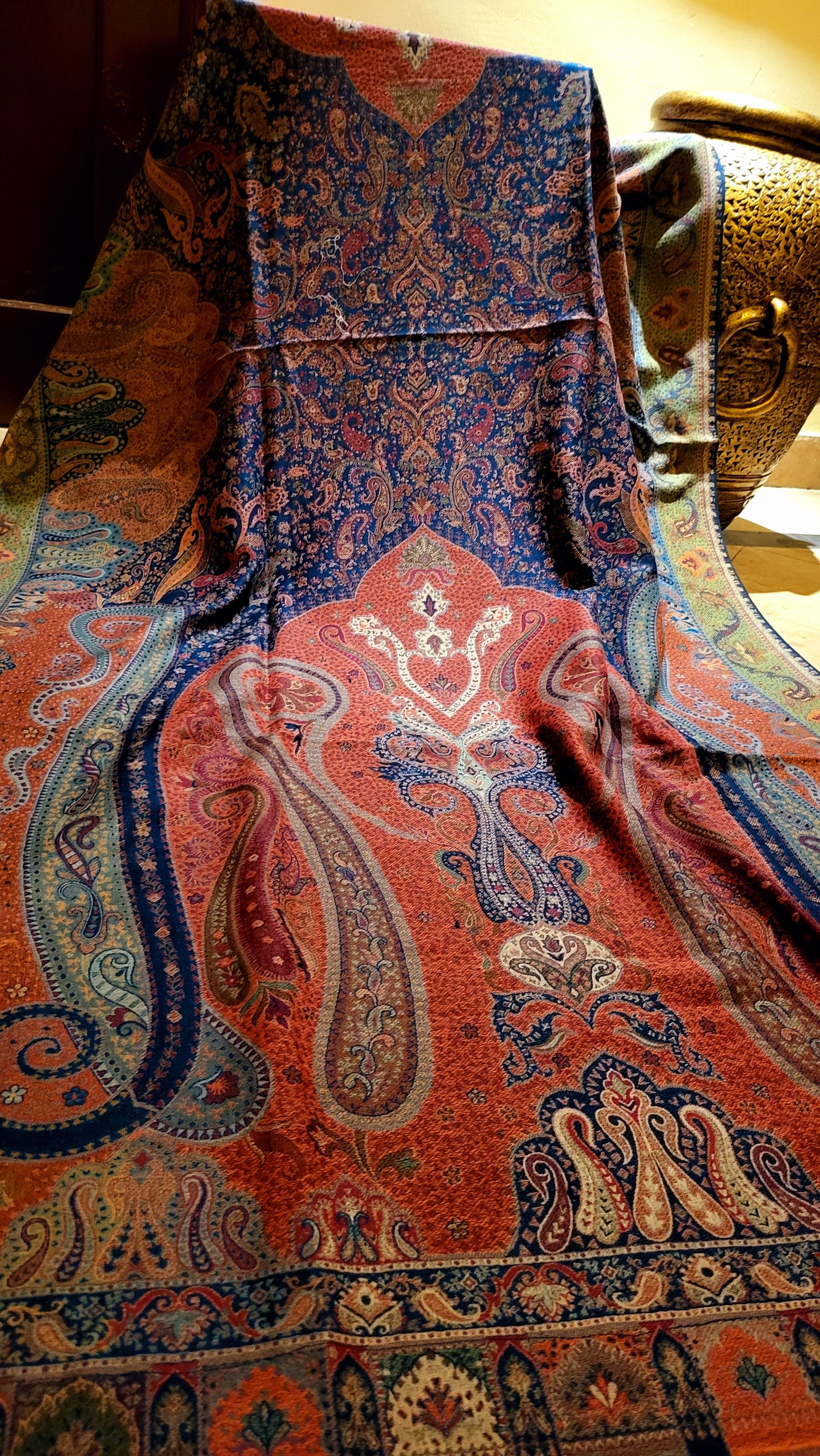 Blue affair : kanni shawl