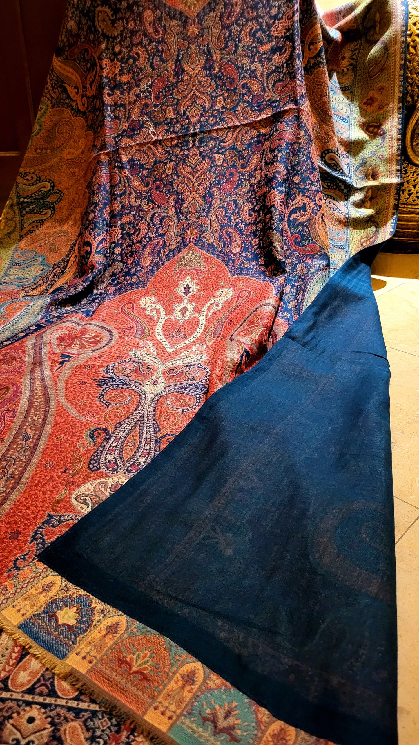 Blue affair : kanni shawl