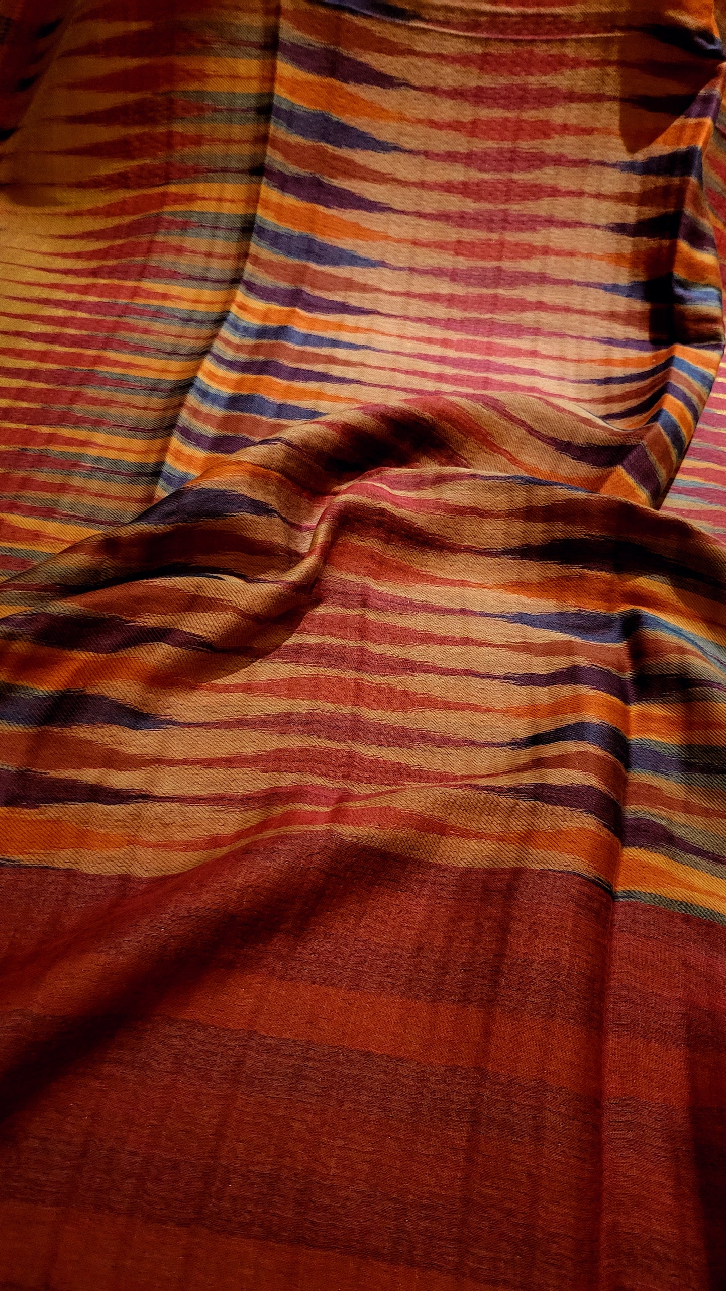 Ikkat kanni : Reversible shawl